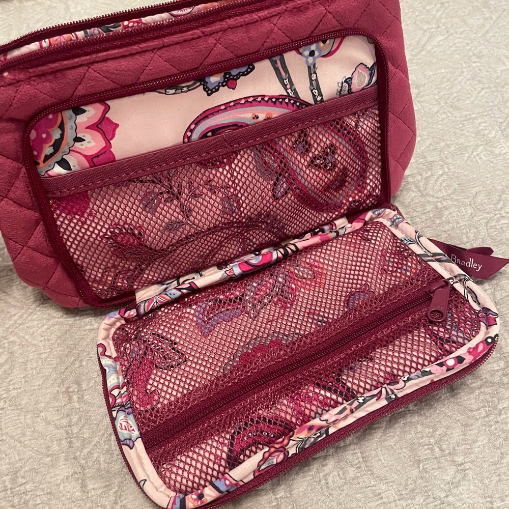 Vera Bradley Compact Organizer - Picture 4 of 4
